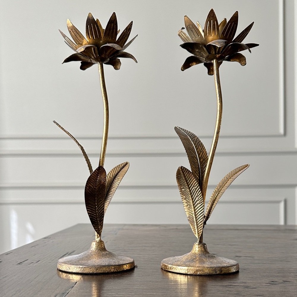 Elegant Gold Flower Candle Holders - Vintage